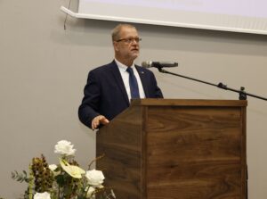 Pan prof. dr hab. Wojciech Krawczuk Dyrektor Archiwum Narodowego w Krakowie, podczas przemowy. Fot. Wojciech Staszkiewicz