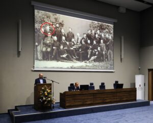 Dr Arkadiusz S. Więch, podczas wystąpienia.Fot. Wojciech Staszkiewicz