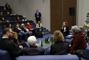 Lilianna Pochwalska (ANK) podczas panelu dyskusyjnego o Janinie Garyckiej.Fot. Wojciech Staszkiewicz